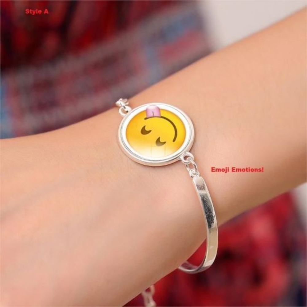 Emoji,Emotions Bracelets.5 Styles.
